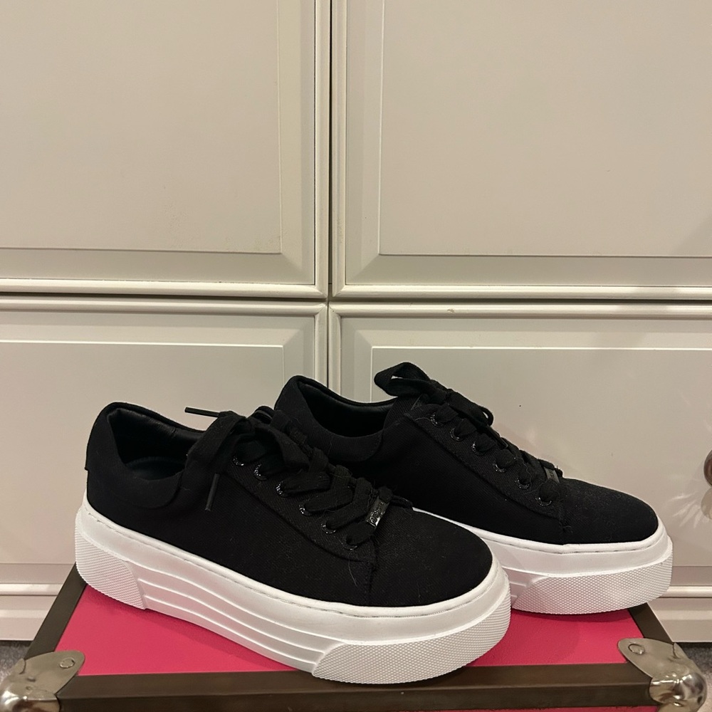 Black Platform j-slides Sneakers